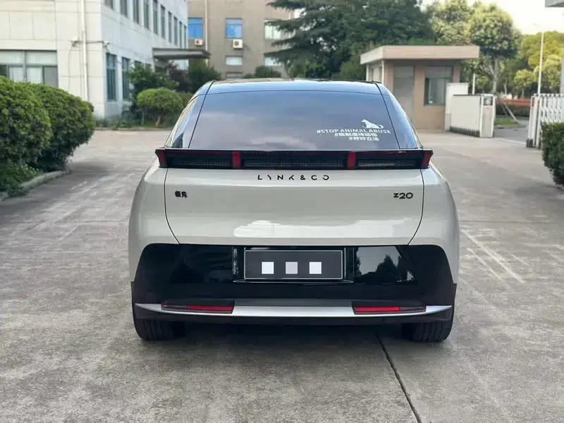 Lynk & Co Z20 2025 Model 530km RWD Pro — миниатюра 5