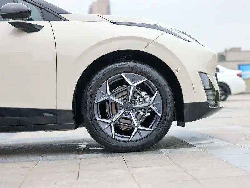 Lynk & Co Z20 2025 Model, 530km/h Rear-Wheel Drive Max — миниатюра 10