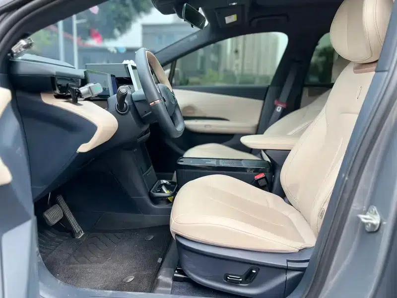 Lynk & Co Z20 2025 Model 530km RWD Max Sunrise Edition — миниатюра 11