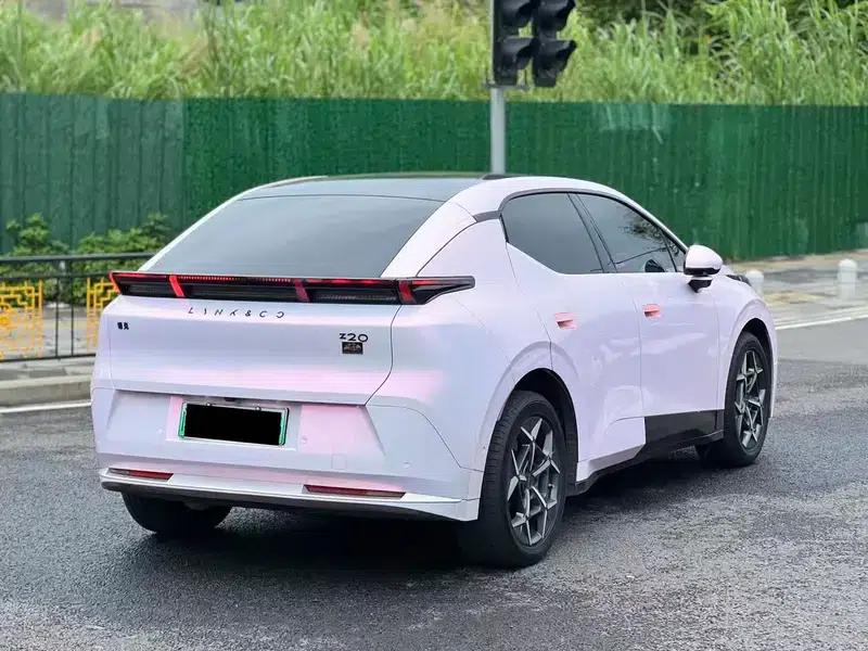 Lynk & Co Z20 2025 Model 530km RWD Max Sunrise Edition — миниатюра 6