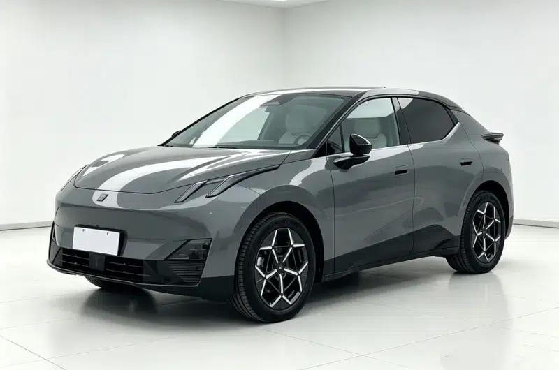 Lynk & Co Z20 2025 Model 530km RWD Pro — миниатюра 1