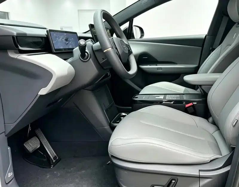 Lynk & Co Z20 2025 Model 530km RWD Pro — миниатюра 8