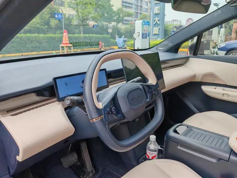 Lynk & Co Z20 2025 Model 530km RWD Pro — миниатюра 10