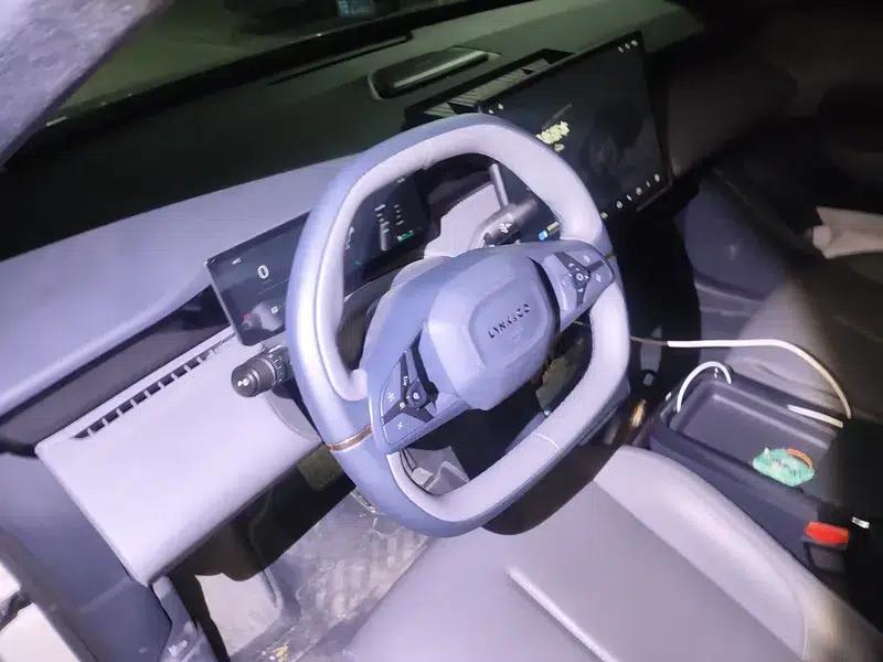Lynk & Co Z20 2025 Model 530km RWD Pro — миниатюра 11