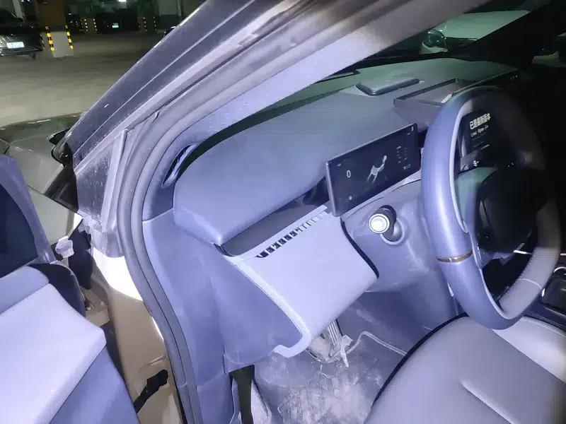 Lynk & Co Z20 2025 Model 530km RWD Pro — миниатюра 13
