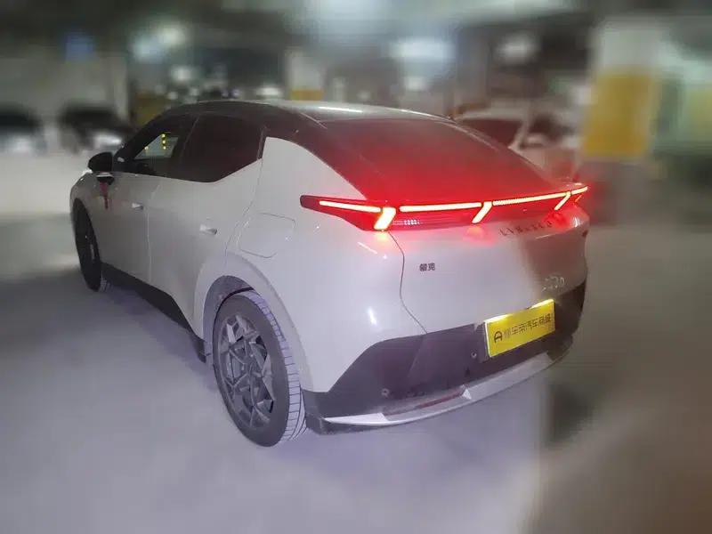 Lynk & Co Z20 2025 Model 530km RWD Pro — миниатюра 6