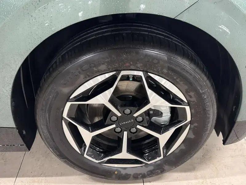 Lynk & Co Z20 2026 Model 430km RWD Pro — миниатюра 5