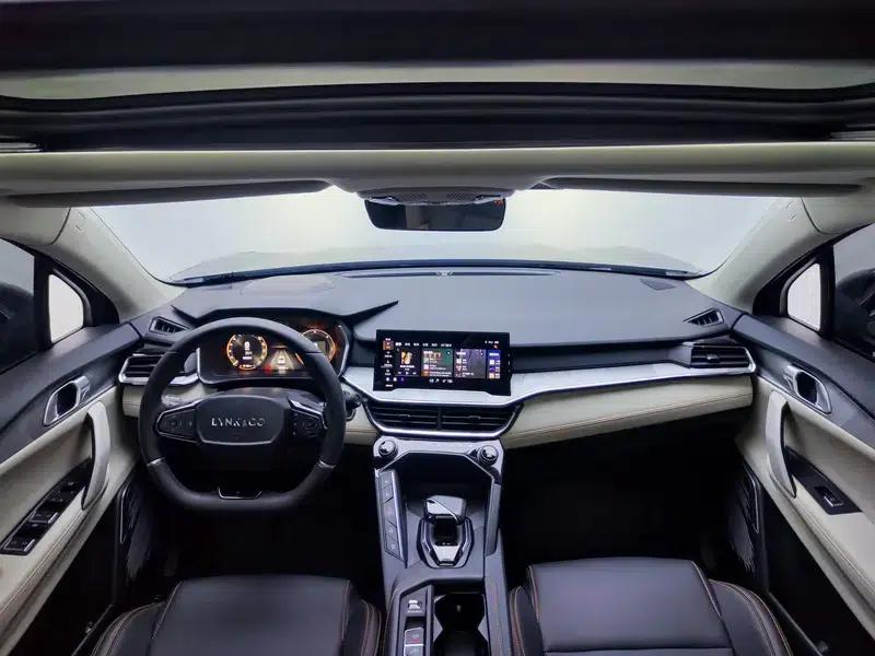 Lynk & Co 06 EM-P 2021 Model 84KM Range Pro — миниатюра 14