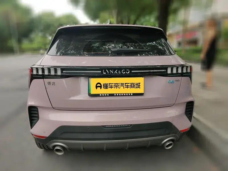 Lynk & Co 06 EM-P 2022 Shero Pink Special Edition — миниатюра 5