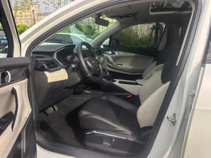 Lynk & Co 06 EM-P 2020 Plus — миниатюра 12