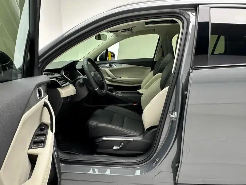 Lynk & Co 06 EM-P 2021 Model 84KM Range Pro — миниатюра 17