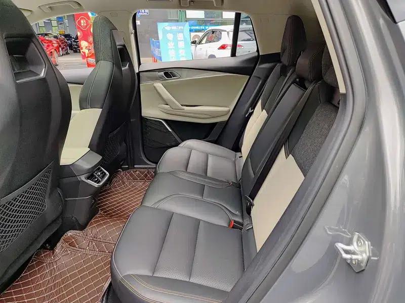 Lynk & Co 06 EM-P 2020 Plus — миниатюра 10