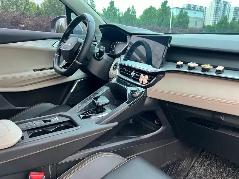 Lynk & Co 06 EM-P 2021 Model 84KM Range Pro — миниатюра 14