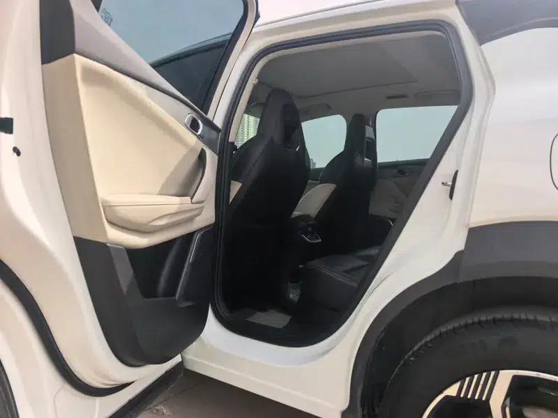 Lynk & Co 06 EM-P 2021 Model 84KM Range Pro — миниатюра 9