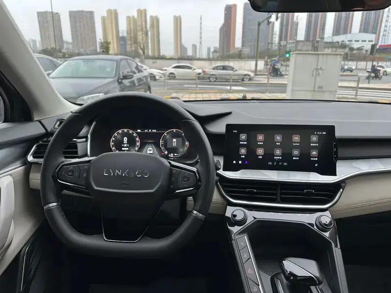Lynk & Co 06 EM-P 2023 PHEV Remix Shero — миниатюра 18