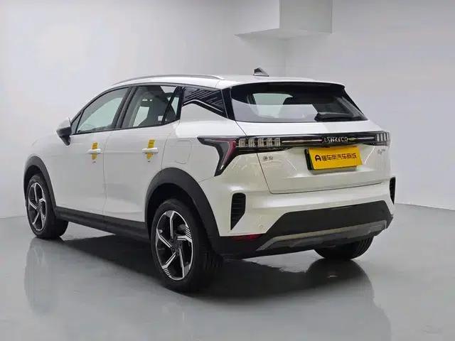 Lynk & Co 06 EM-P 2023 PHEV Remix Pro — миниатюра 5