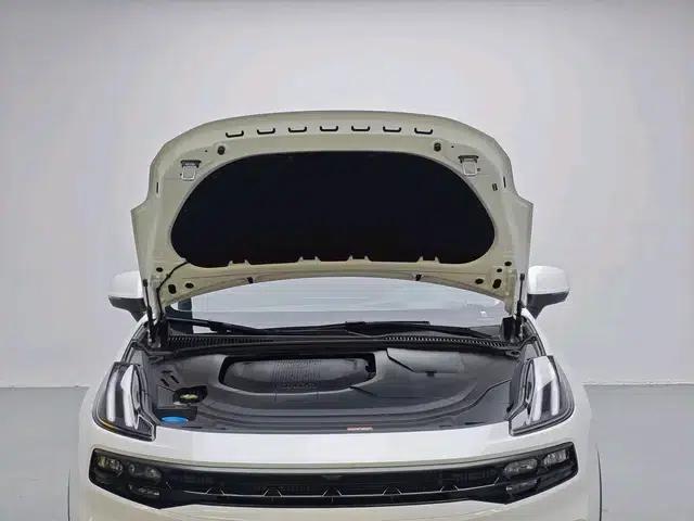 Lynk & Co 06 EM-P 2023 PHEV Remix Pro — миниатюра 10