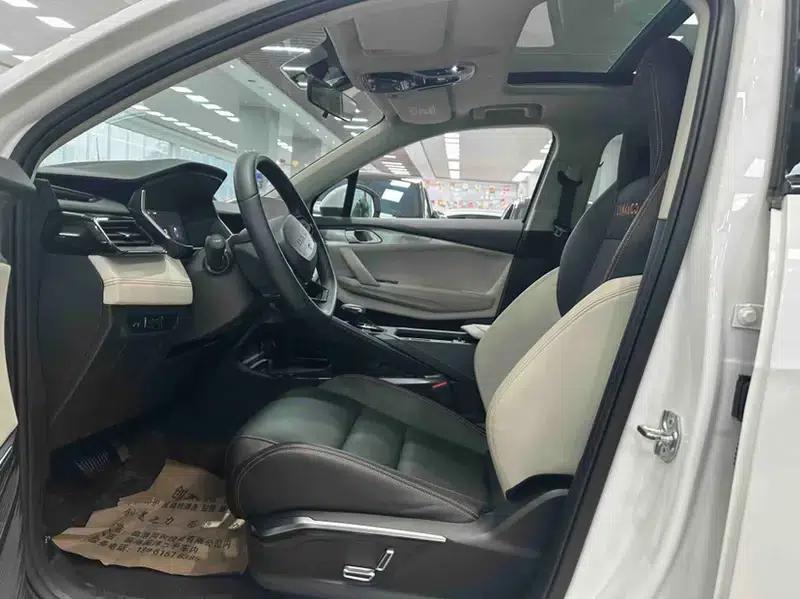 Lynk & Co 06 EM-P 2023 PHEV Remix Pro — миниатюра 12