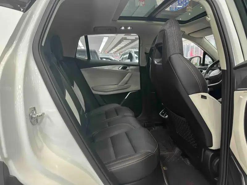 Lynk & Co 06 EM-P 2023 PHEV Remix Pro — миниатюра 15