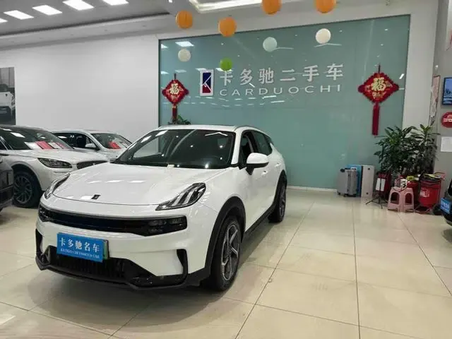 Lynk & Co 06 EM-P 2023 PHEV Remix Pro