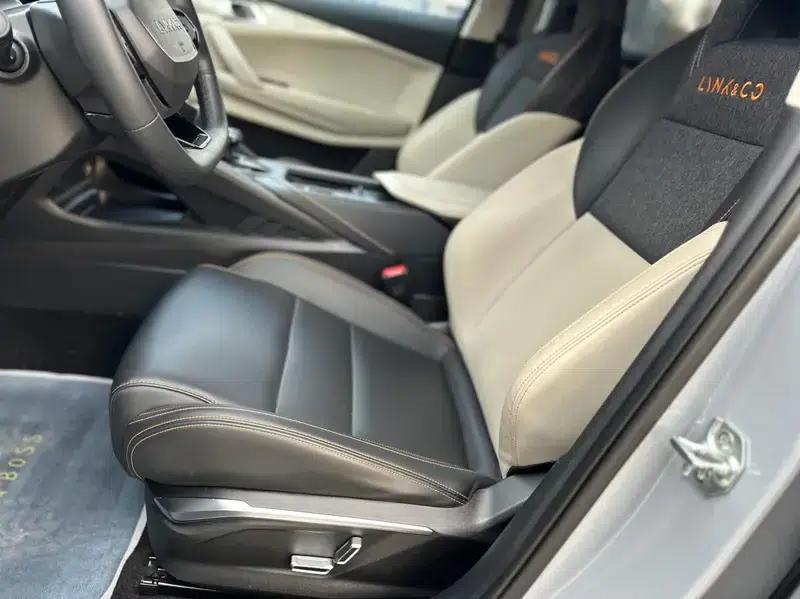 Lynk & Co 06 EM-P 2021 Model 84KM Range Pro — миниатюра 16