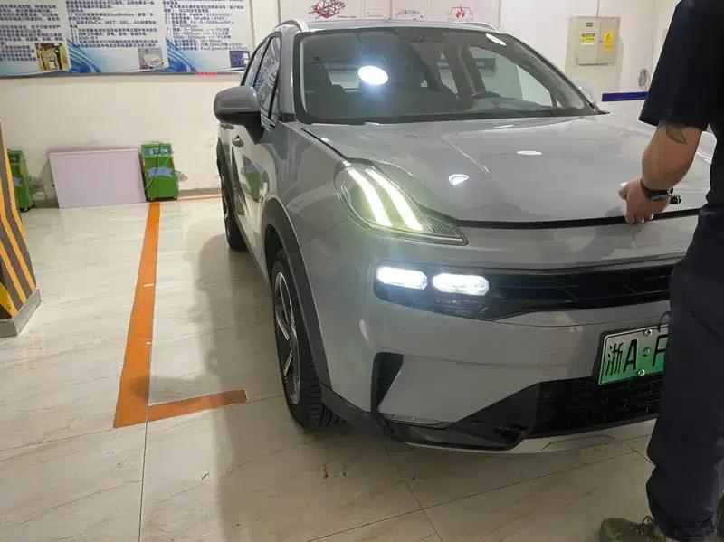 Lynk & Co 06 EM-P 2021 Model 84KM Range Pro — миниатюра 3