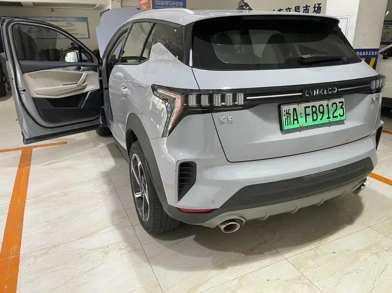 Lynk & Co 06 EM-P 2021 Model 84KM Range Pro — миниатюра 4