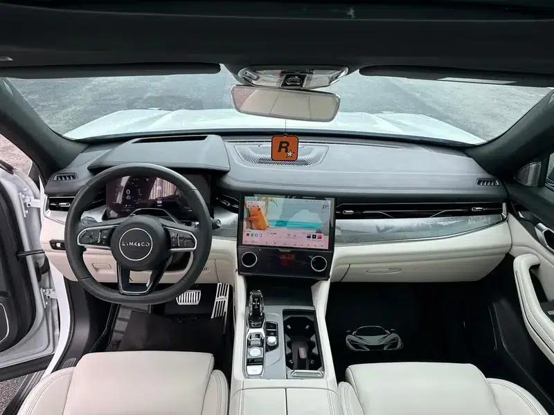 Lynk & Co 09 2021 2.0T Pro 7-seater — миниатюра 7