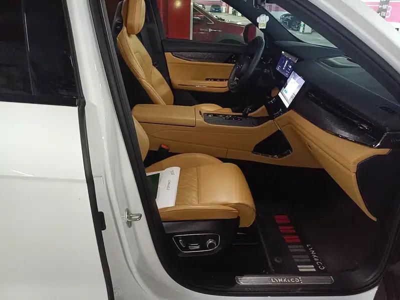 Lynk & Co 09 2021 2.0T Halo 7-seater — миниатюра 8