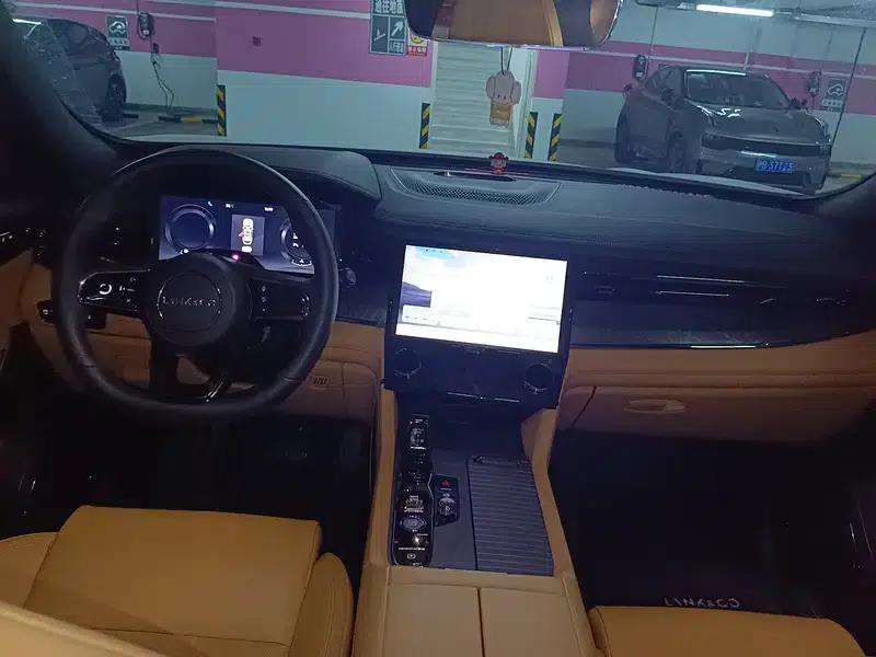 Lynk & Co 09 2021 2.0T Halo 7-seater — миниатюра 10