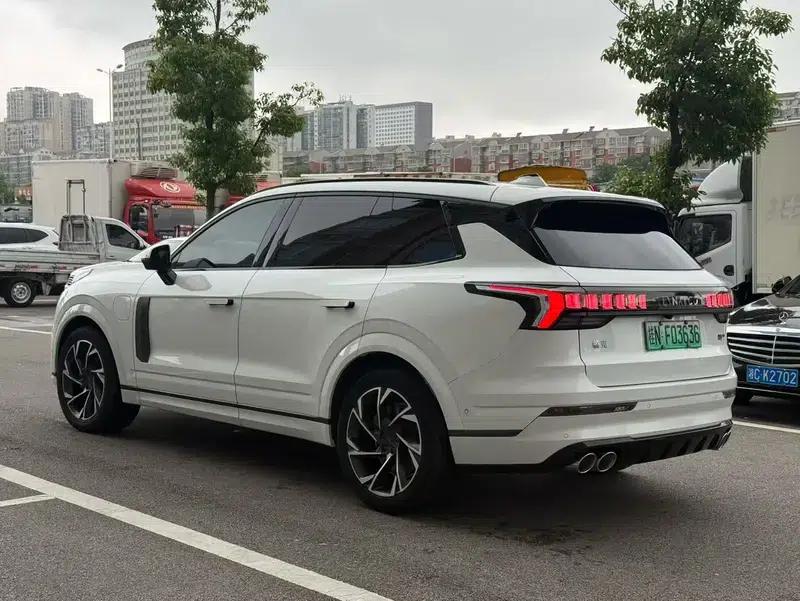 Lynk & Co 09 2021 2.0T Halo 6-seater — миниатюра 4