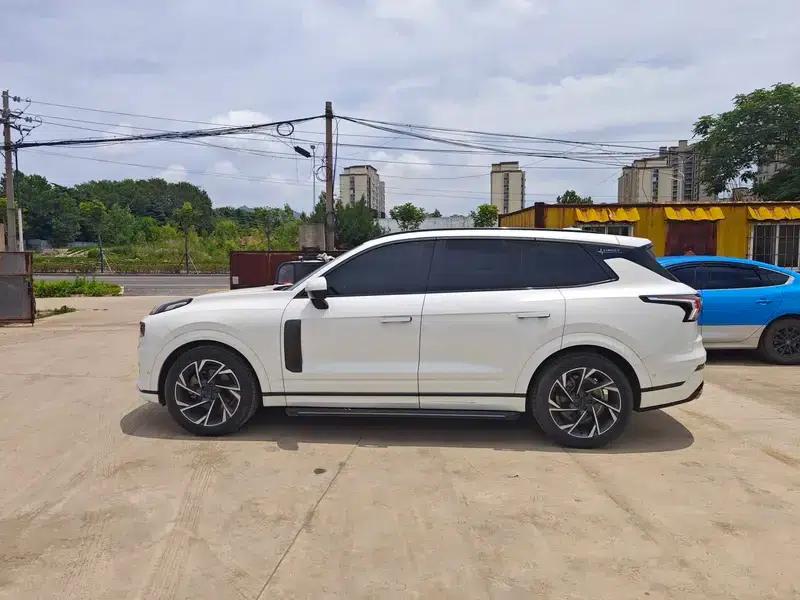 Lynk & Co 09 2021 2.0T Halo 7-seater — миниатюра 3