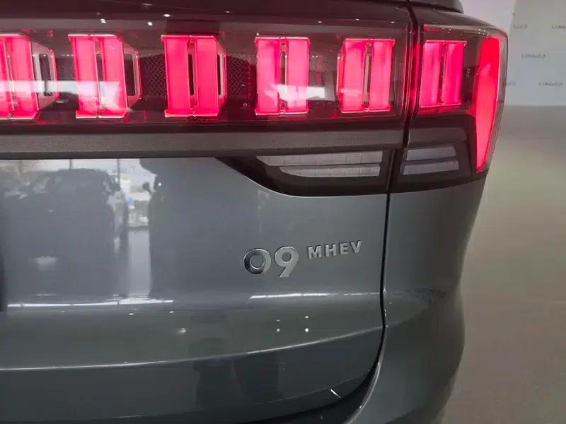 Lynk & Co 09 2021 2.0T Halo 7-seater — миниатюра 12