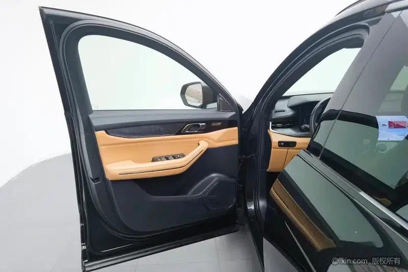 Lynk & Co 09 2021 2.0T Halo 7-seater — миниатюра 22