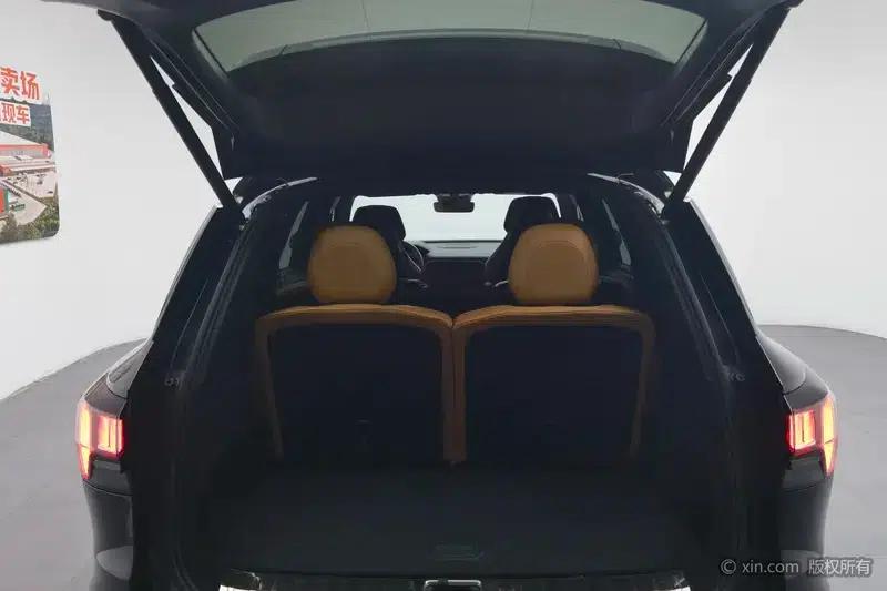 Lynk & Co 09 2021 2.0T Halo 7-seater — миниатюра 24