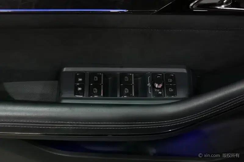 Lynk & Co 09 2021 2.0T Halo 6-seater — миниатюра 22