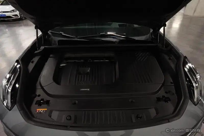 Lynk & Co 09 2021 2.0T Halo 6-seater — миниатюра 5