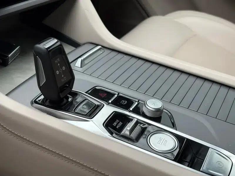 Lynk & Co 09 2024 2.0T AWD Sport Edition — миниатюра 16