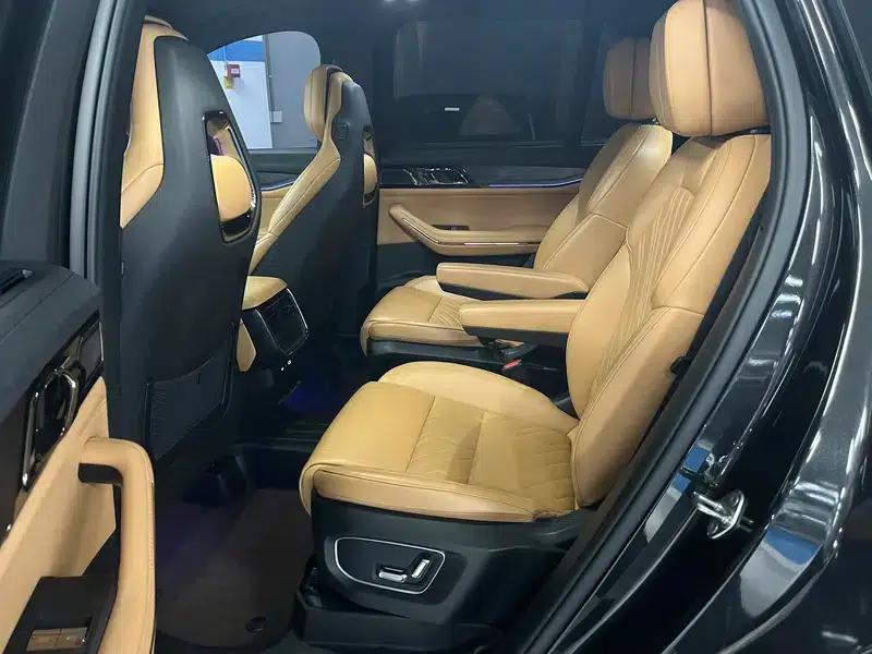 Lynk & Co 09 2021 2.0T Halo 6-seater — миниатюра 13