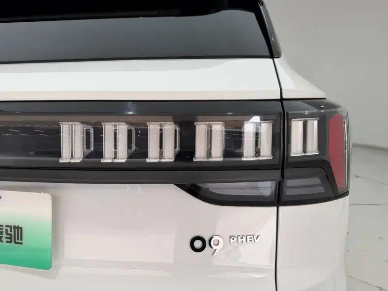 Lynk & Co 09 2021 2.0T Halo 6-seater — миниатюра 11