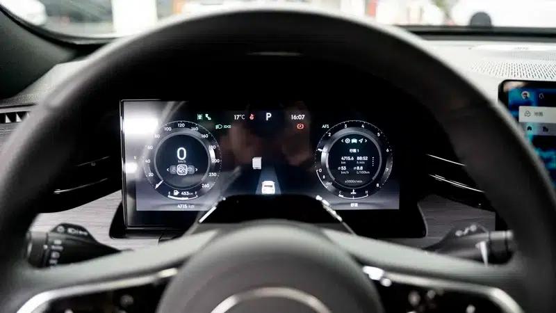 Lynk & Co 09 2026 2.0T AWD Explorer Edition Max — миниатюра 11