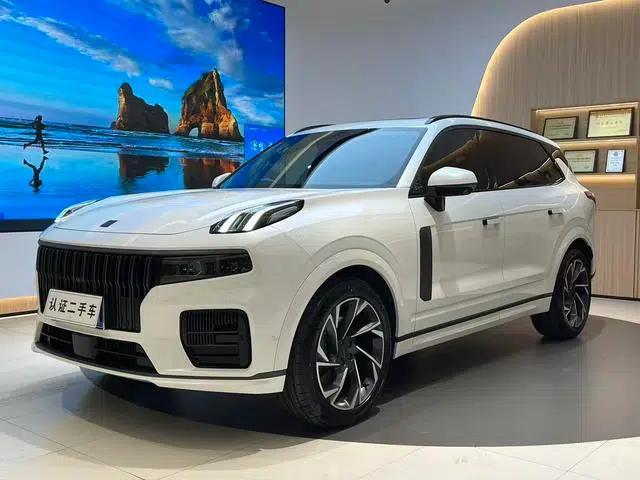 Lynk & Co 09 2021 2.0T Halo 6-seater