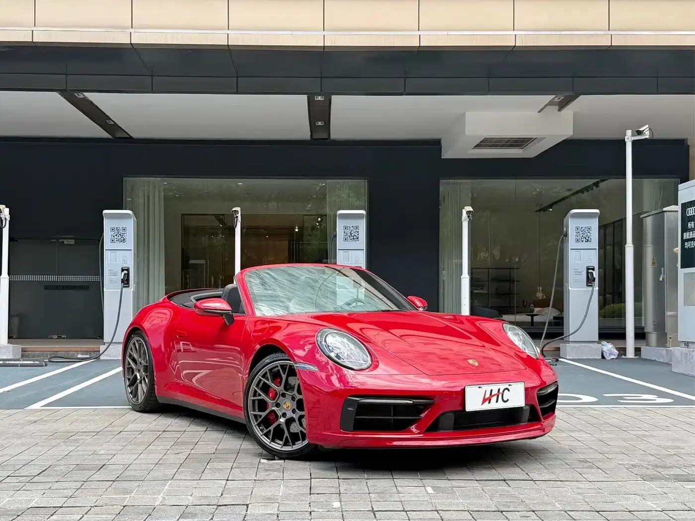 Porsche 911 2019 Carrera 4S Cabriolet 3.0T — миниатюра 1