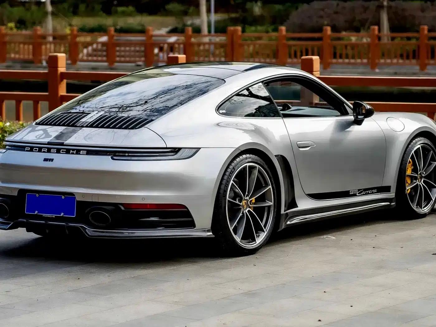 2022 Porsche 911 Carrera 3.0T — миниатюра 7