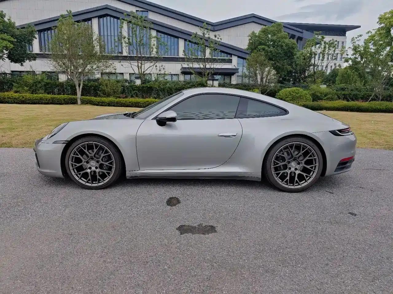 2023 Porsche 911 Carrera 3.0T — миниатюра 2