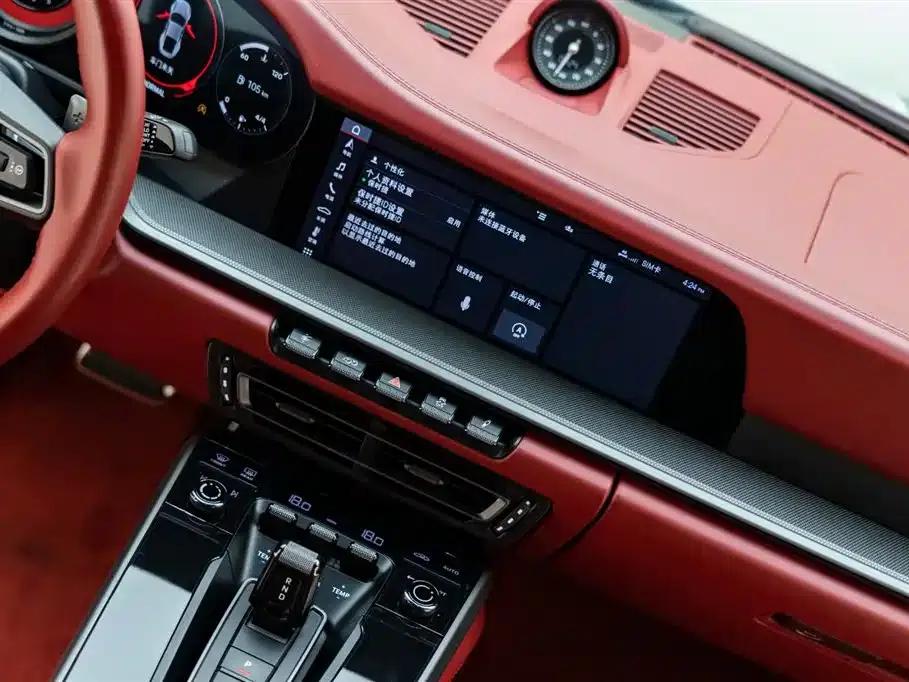 Porsche 911 2020 Carrera 3.0T — миниатюра 15