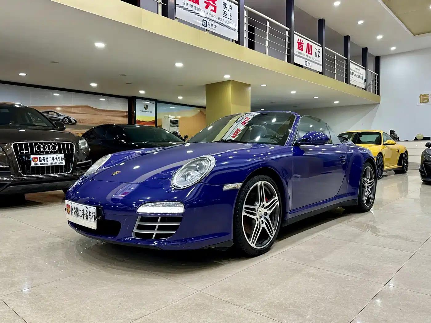 2010 Porsche 911 Carrera 4S Cabriolet 3.8L — миниатюра 1