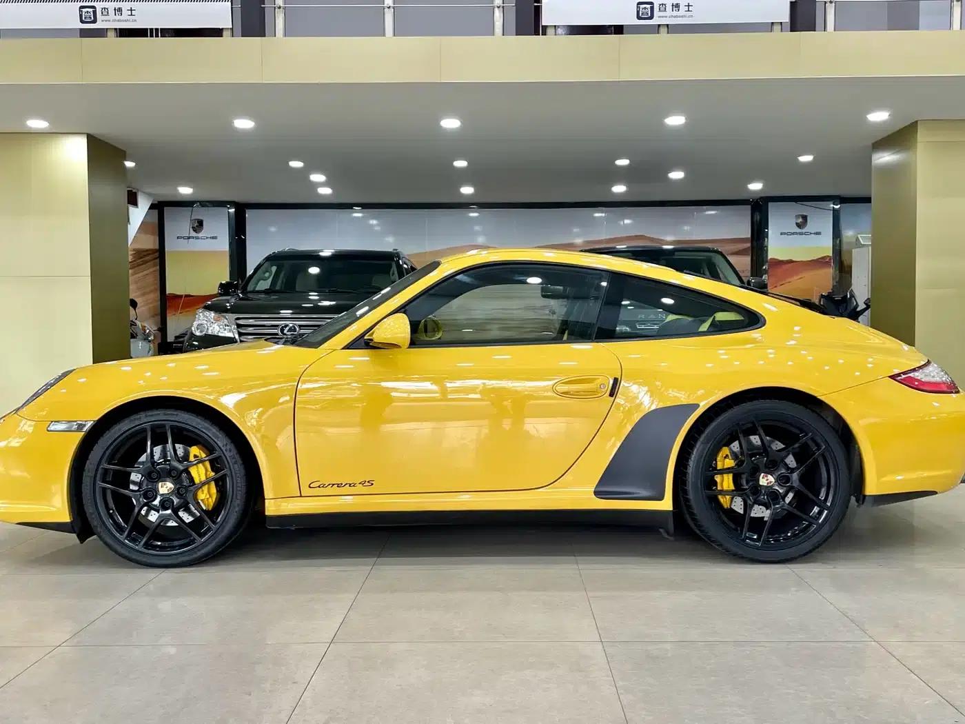 2010 Porsche 911 Carrera 4S 3.8L — миниатюра 2