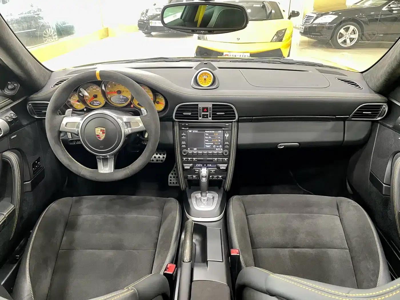 2010 Porsche 911 Carrera 4S 3.8L — миниатюра 12