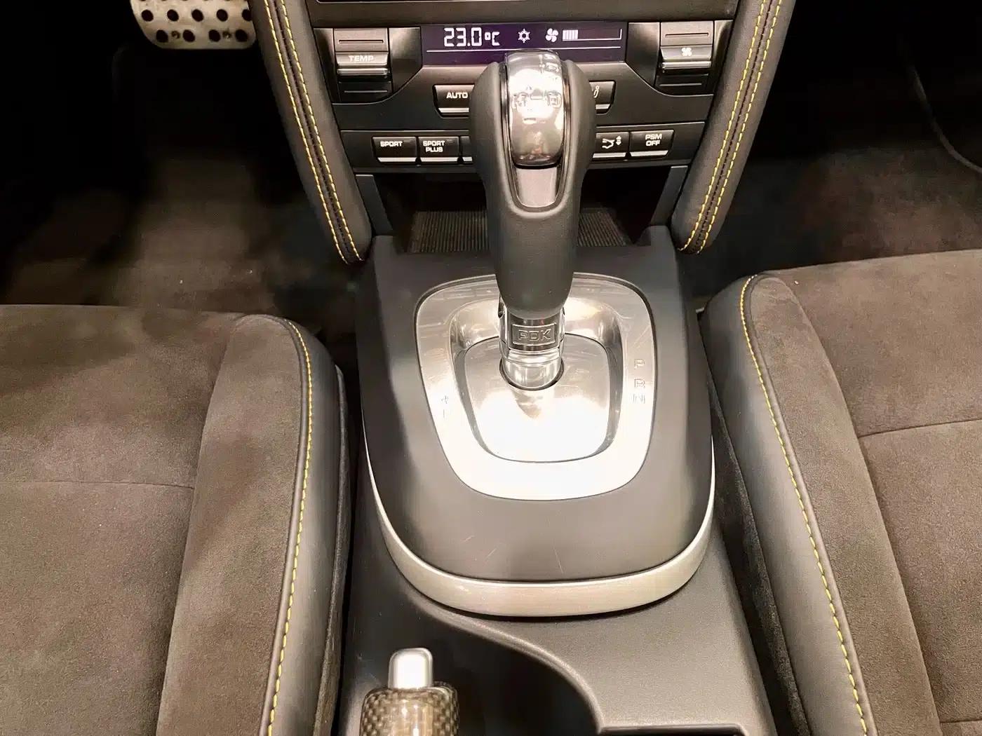 2010 Porsche 911 Carrera 4S 3.8L — миниатюра 16
